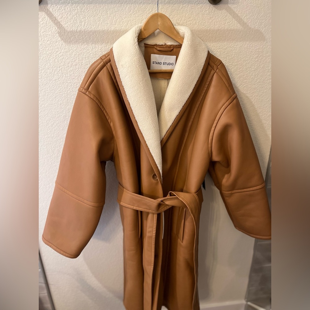 STAND STUDIO Tan Dolores Belted Shearling Coat Size 8 - Picture 13 of 13